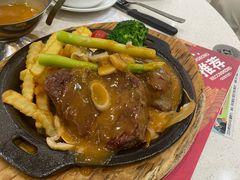 -香港新发烧腊茶餐厅(水围店)