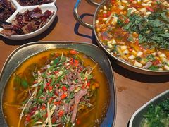 -三叔特色自贡菜(中海国际店)