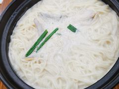 黄鱼煨面-阿娘面馆