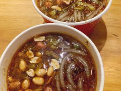 八哥酸辣粉-东门小吃街