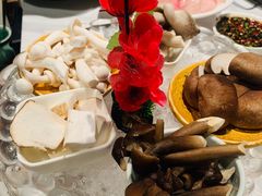 什菌拼盘-新一哥粤菜火锅(瑞金店)