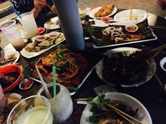 -东海岸人工湖美食村