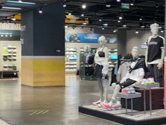 -adidas(滔搏朝阳大悦城店)