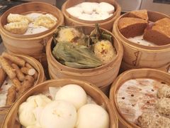 -圣丰索菲特·2 On 988 Café 自助餐厅