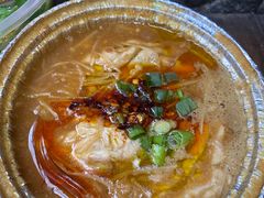 -花儿姐与战哥的美食档