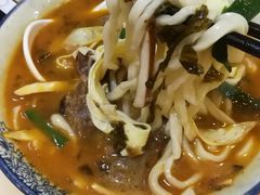老酸菜牛肋条面-阿彬生炒牛肉面(解放路店)