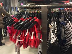 -五环Outlets(高新工厂店)