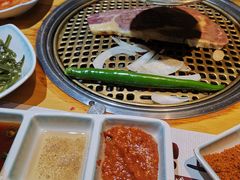 -唯成•韩国炭火烤肉 유성고기