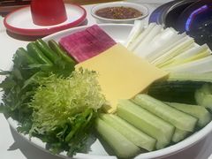 -玺炖·中国铁锅炖(虹桥天街店)