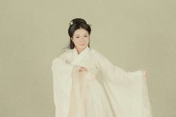 点击看大图 -盘子女人坊古装写真摄影(长春总店)