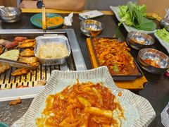 -臻牛烤肉