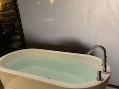 -中山利和希尔顿酒店