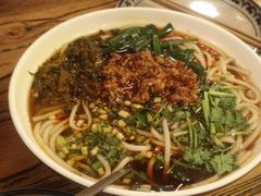 纯正云南小锅米线-遇见阿家村云南菜(魏公村店)