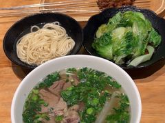 -嘻小北·兰州清汤牛肉面(南翔印象城MEGA店)