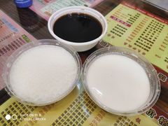 驰名双皮奶-沙湾姜埋奶(兴新包店)
