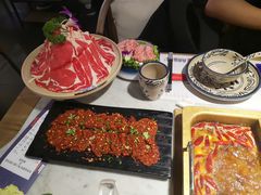 -尚尚仙·酸汤猪手·猪肚鸡火锅(华联万柳购物中心店)