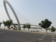 -南京眼步行桥