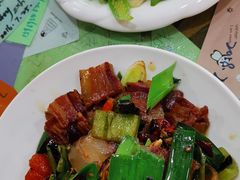 -泸沽肴(泸沽湖大洛水村农村信用社旁店)