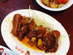 猪脚-胡须张鲁肉饭(台北大安店)