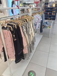 -孩子王(郑州恵济万达店)