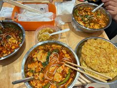 -柳州肥姨妈大骨螺蛳粉(万达中心店)