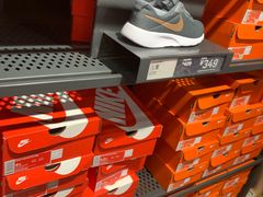 -NIKE上海青浦优选体验店