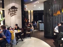 大堂-必胜客(百联又一城店)