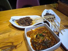 -喝丢一只鞋海鲜烧烤·海肠捞饭(文体街店)
