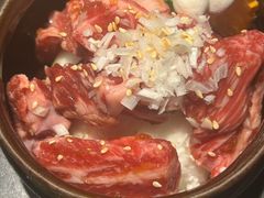 -山川小町·极番烧肉(新地假日广场店)