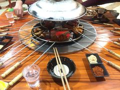 -炭虎子水浒烤肉(梦时代店)