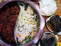 -储奇门鳝鱼火锅(总店)