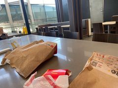 -麦当劳(深圳北站高铁店)