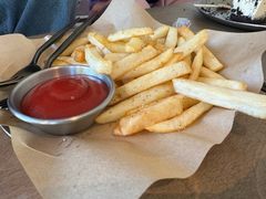 -J Create城市露营咖啡·简餐·宠物(上海动物园店)