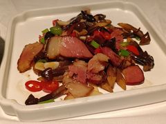 鸡枞菌炒腊肉-八分饱·西津会(西津渡店)