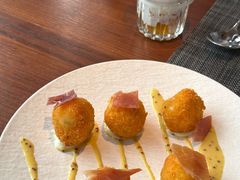 -MONICH牛排融合餐厅(和义大道购物中心店)