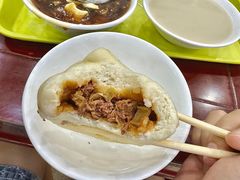 -老回回小吃(百万庄店)