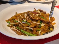 干炒牛河-馋遇江南·精致湖景雅宴(东方之门店)