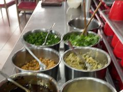 -烧哥美蛙肥肠鱼火锅·十五年社区店