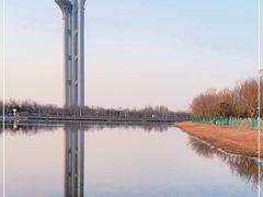 -奥林匹克森林公园南门-停车场