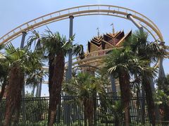 -七彩云南欢乐世界