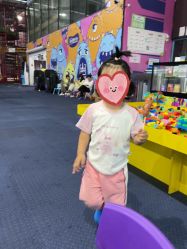 -趣玩空间蹦床乐园(临平旗舰店)