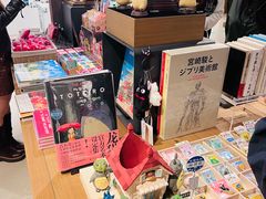 -茑屋书店(天目里店)