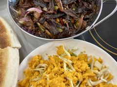 -丹水桥地锅鱼·翘嘴鲌·地方特色全鱼宴(丹江口大坝店)