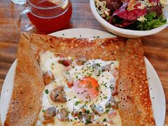 鸡蛋蘑菇熏肉荞麦可丽饼-RAC BAR(安福路店)