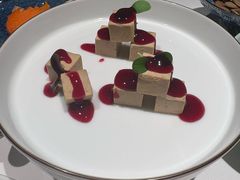 鹅肝-荣轩(新荣记环球金融中心店)