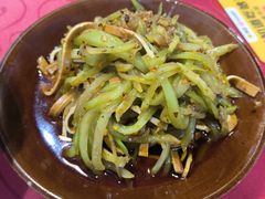 -冯烫烫跷脚牛肉·川菜小馆(武胜西街店)