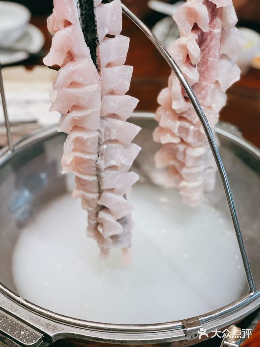小凤厨顺德鱼坊·经典千层鱼(祈福店)千层鱼锅图片