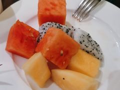 -广州万富希尔顿酒店·感趣自助餐厅·金秋蟹宴生蚝海鲜刺身
