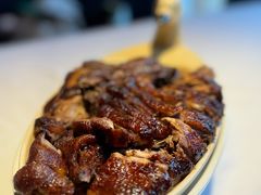 -八府香鸭·啫啫煲(华山路店)