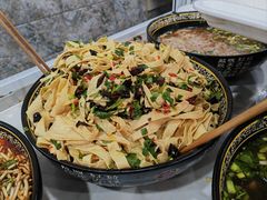 -罗平振兴老店砂锅饭(文笔路店)